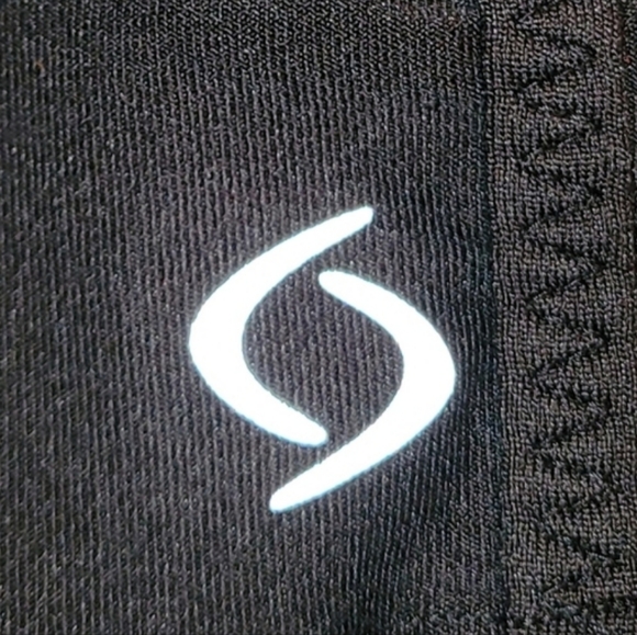 WOMEN'S MOVING COMFORT SPRINT TECH TIGHT BLACK - Picture 4 of 12